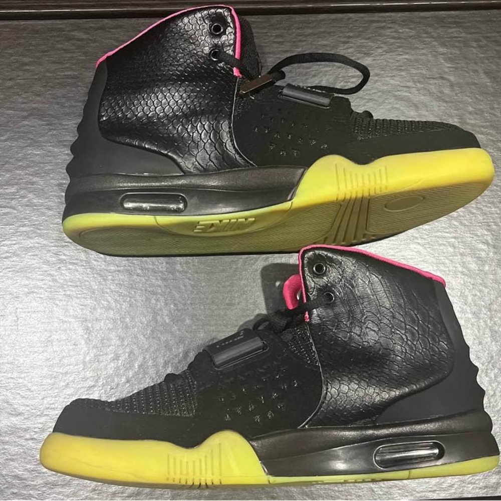 9.5 men’s Sneakers